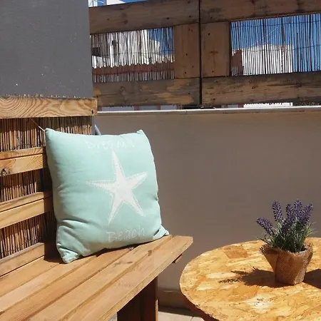 Casa Alegria - - *